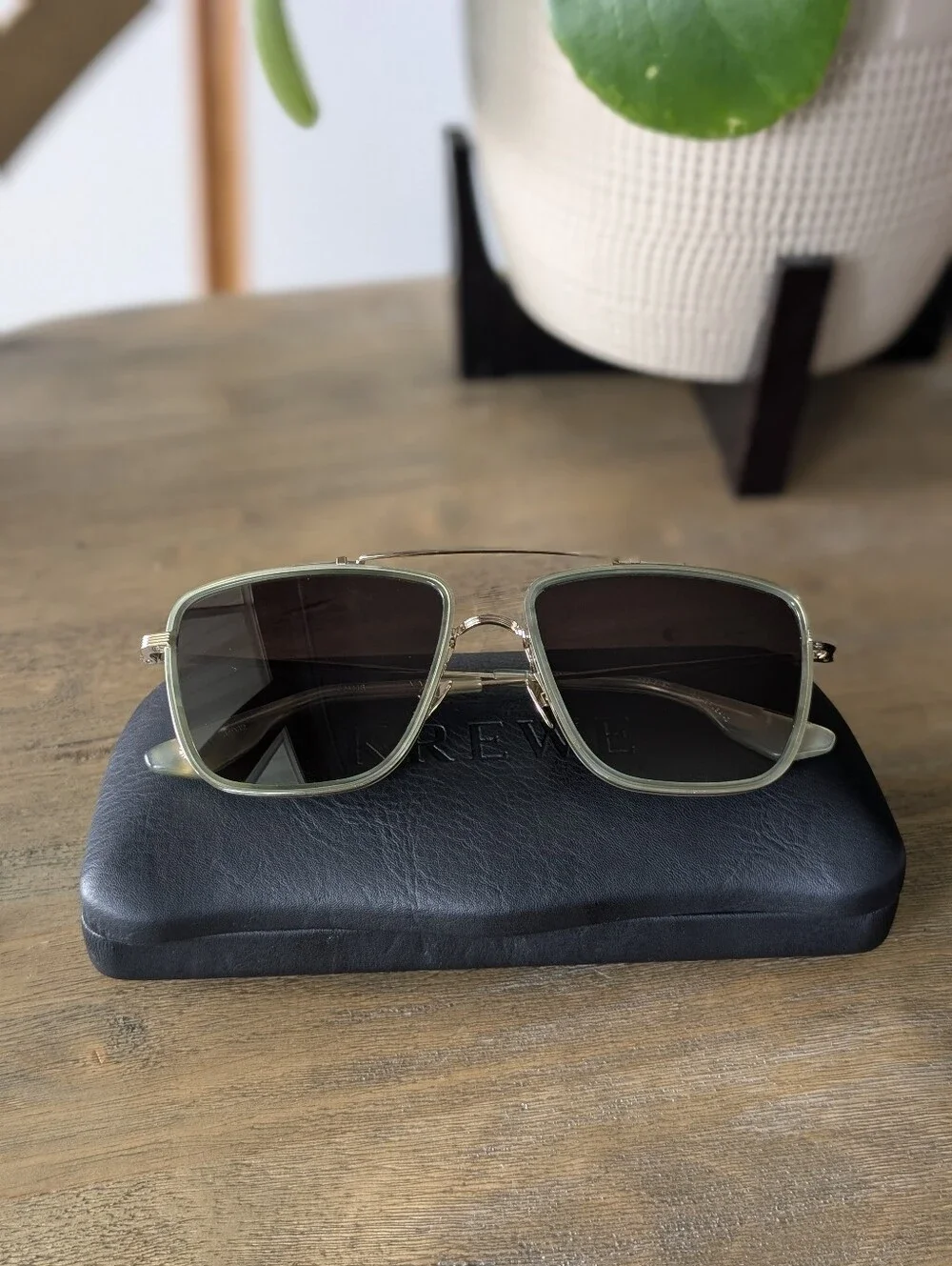 NWT Krewe Sunglasses Vail Selene